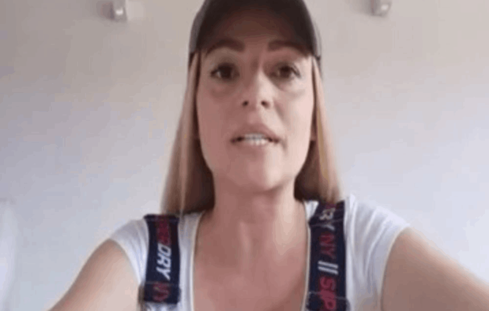 PORODILA SE <span style='color:red;'><b>JELENA KOSTOV</b></span> : Emotivnom porukom razgalila pratioce (FOTO)